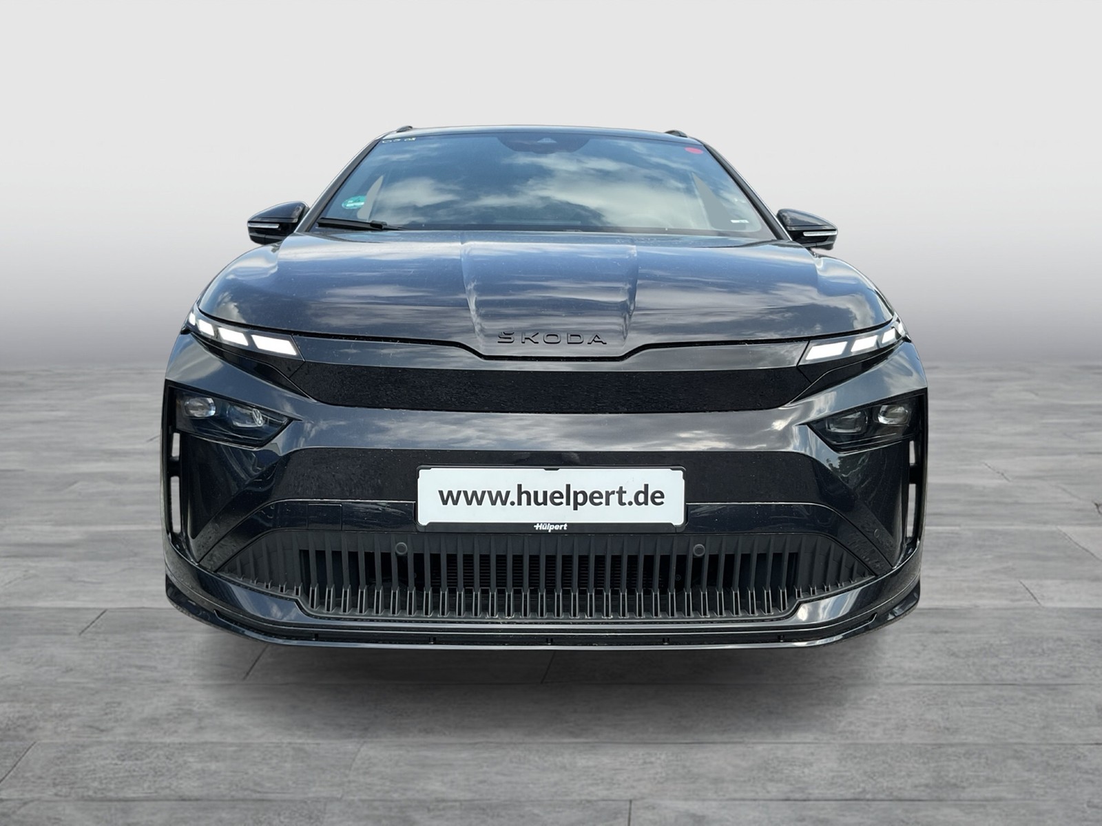 Skoda Enyaq 85 SPORTLINE WÄRMEPUMPE PANO AHK CAM LM20