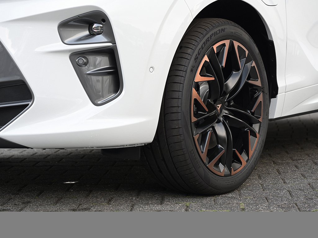 Cupra Terramar 1.5 VZ HYBRID DSG MATRIX HUD 360CAM NAV