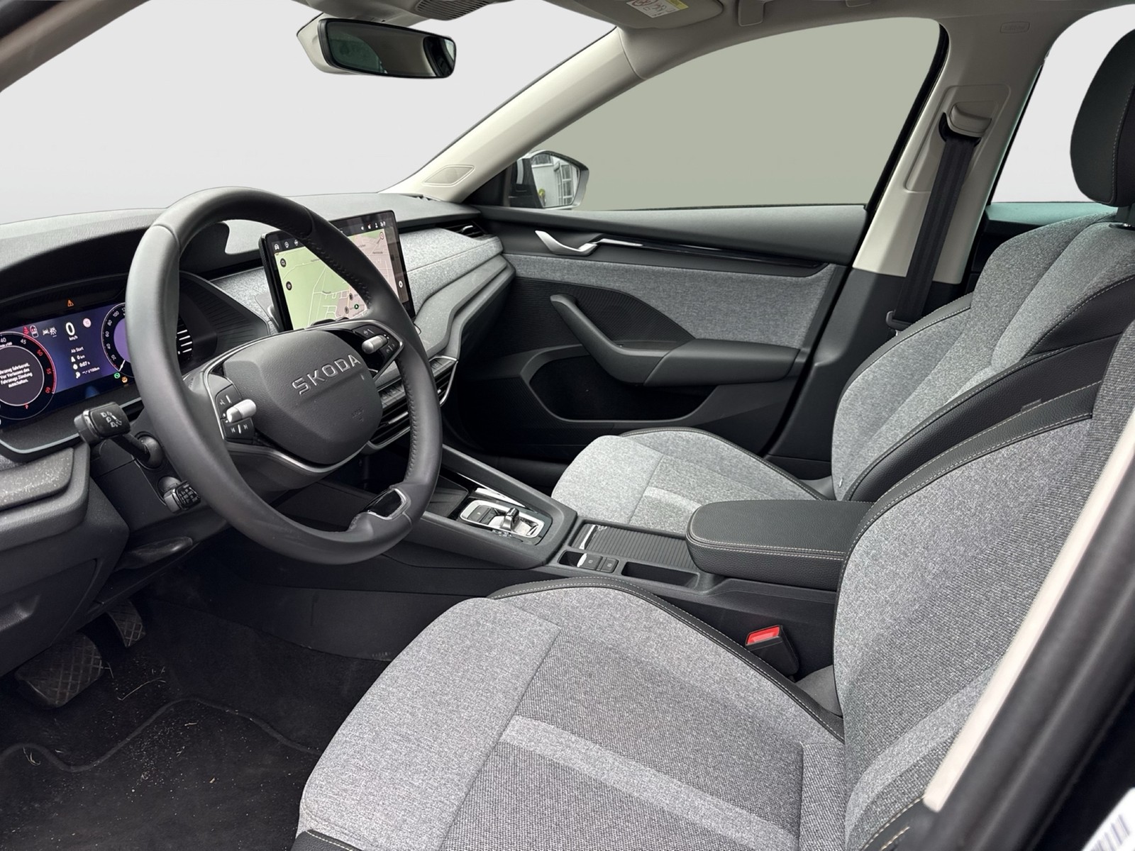 Skoda Octavia Combi 2.0 SELECTION AHK CAM ACC NAVI