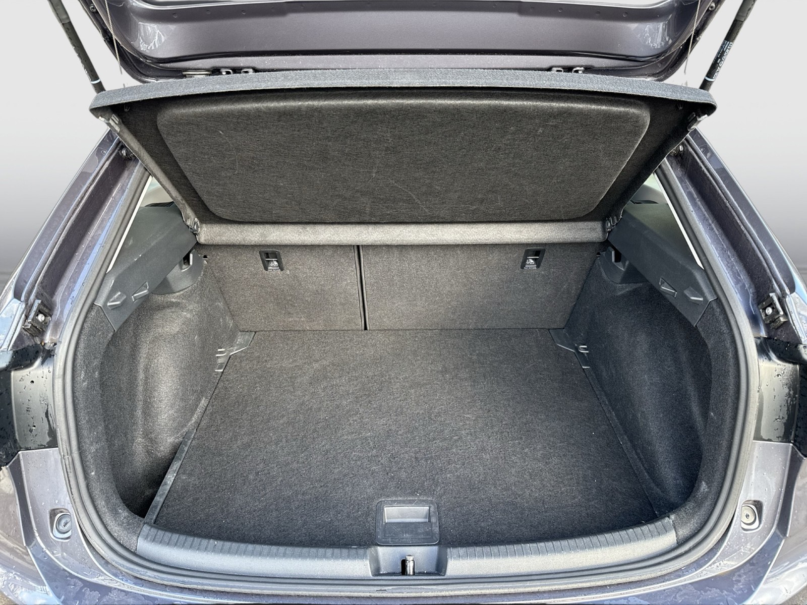 Volkswagen Taigo 1.0 LIFE VIRTUALCOCKPIT CARPLAY ALU SITZHZ