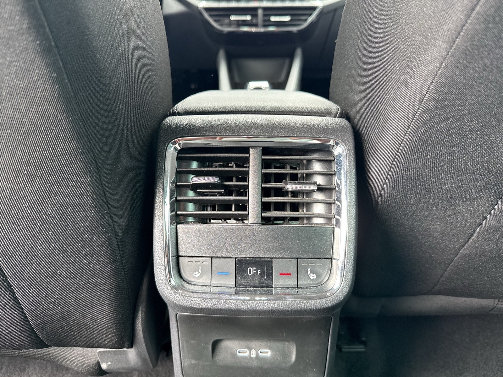 Skoda Octavia Combi 2.0 STYLE AHK ACC HEADUP eKLAPPE