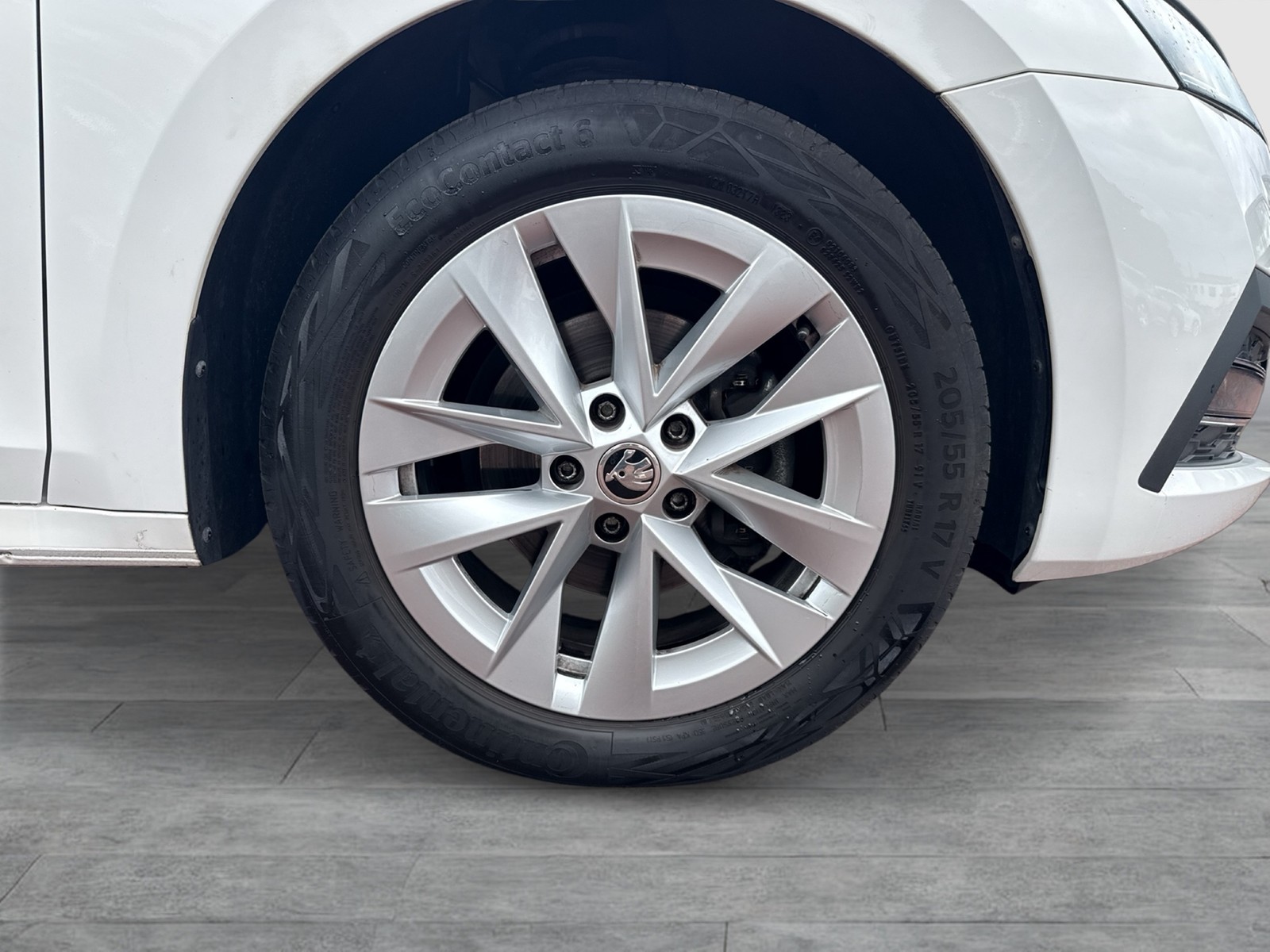 Skoda Octavia Combi 2.0 STYLE AHK ACC HEADUP eKLAPPE