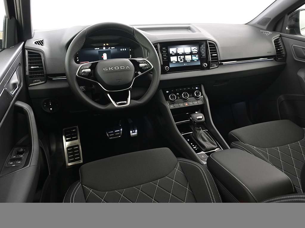 Skoda Karoq 1.5 SPORTLINE PANO CAM ACC LM18 MATRIX NAVI