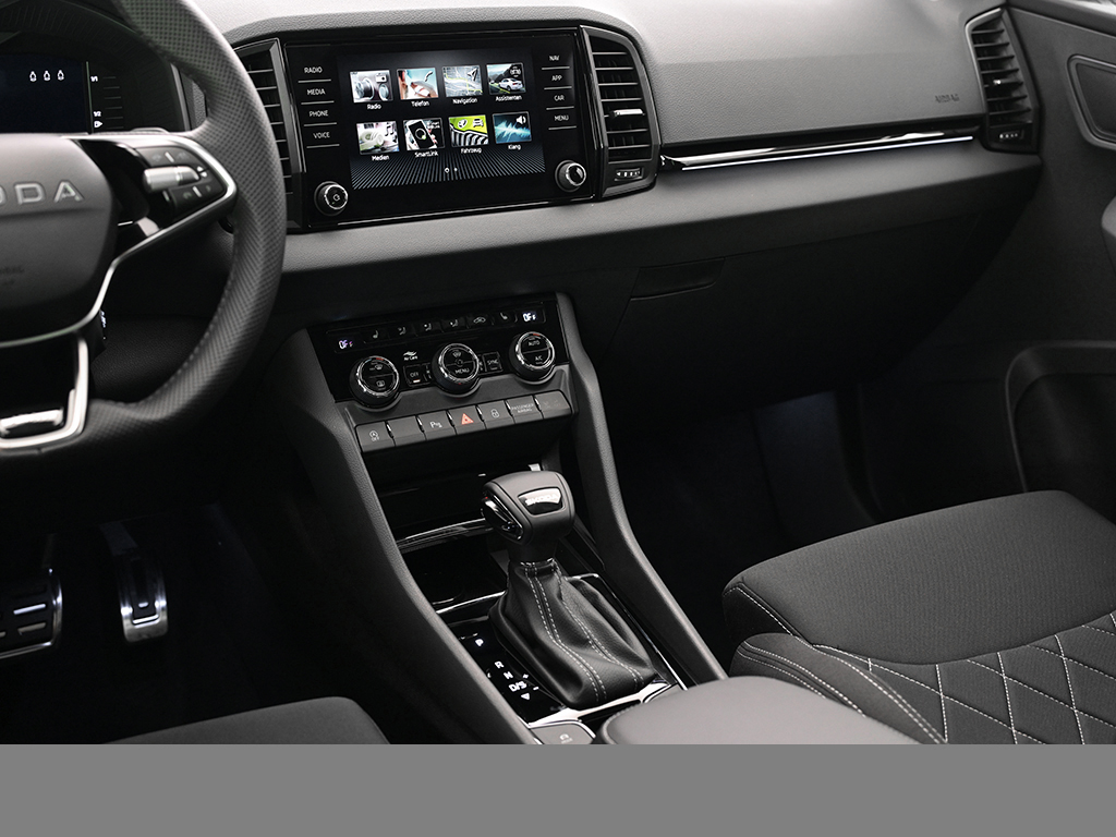 Skoda Karoq 1.5 SPORTLINE PANO CAM ACC LM18 MATRIX NAVI