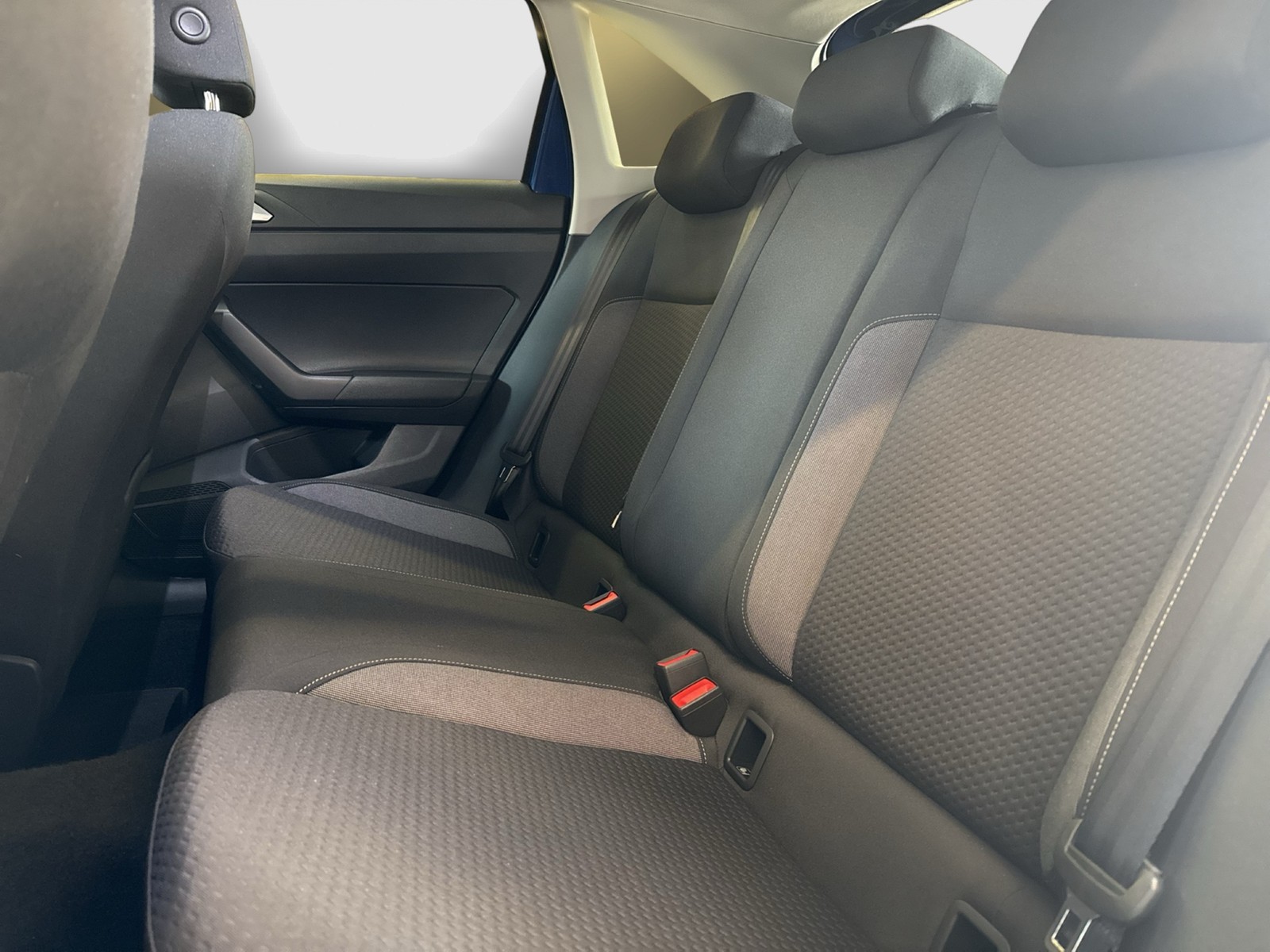 Volkswagen Taigo 1.0 LIFE VIRTUALCOCKPIT CARPLAY ALU SITZHZ