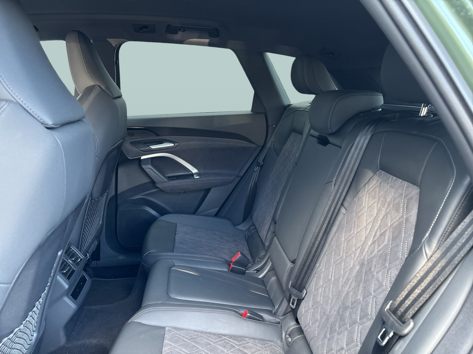 Audi Q5 quattro S LINE AHK 360CAM ACC LM20 MATRIX NAVI