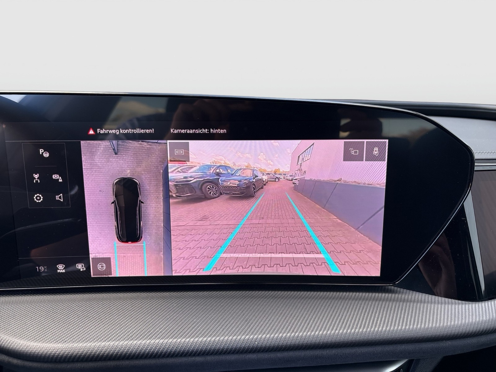 Audi Q5 quattro S LINE AHK 360CAM ACC LM20 MATRIX NAVI