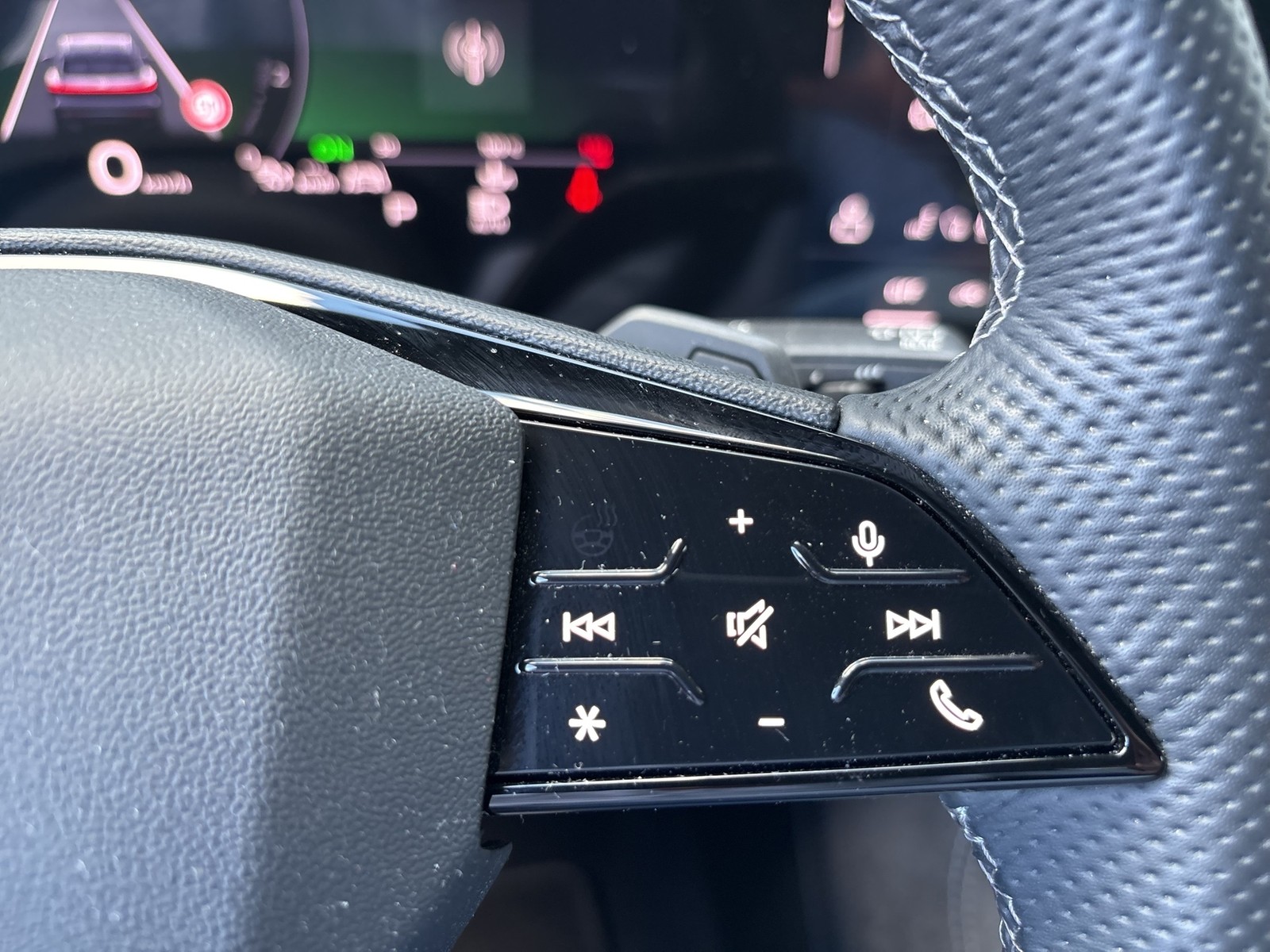 Audi Q5 quattro S LINE AHK 360CAM ACC LM20 MATRIX NAVI