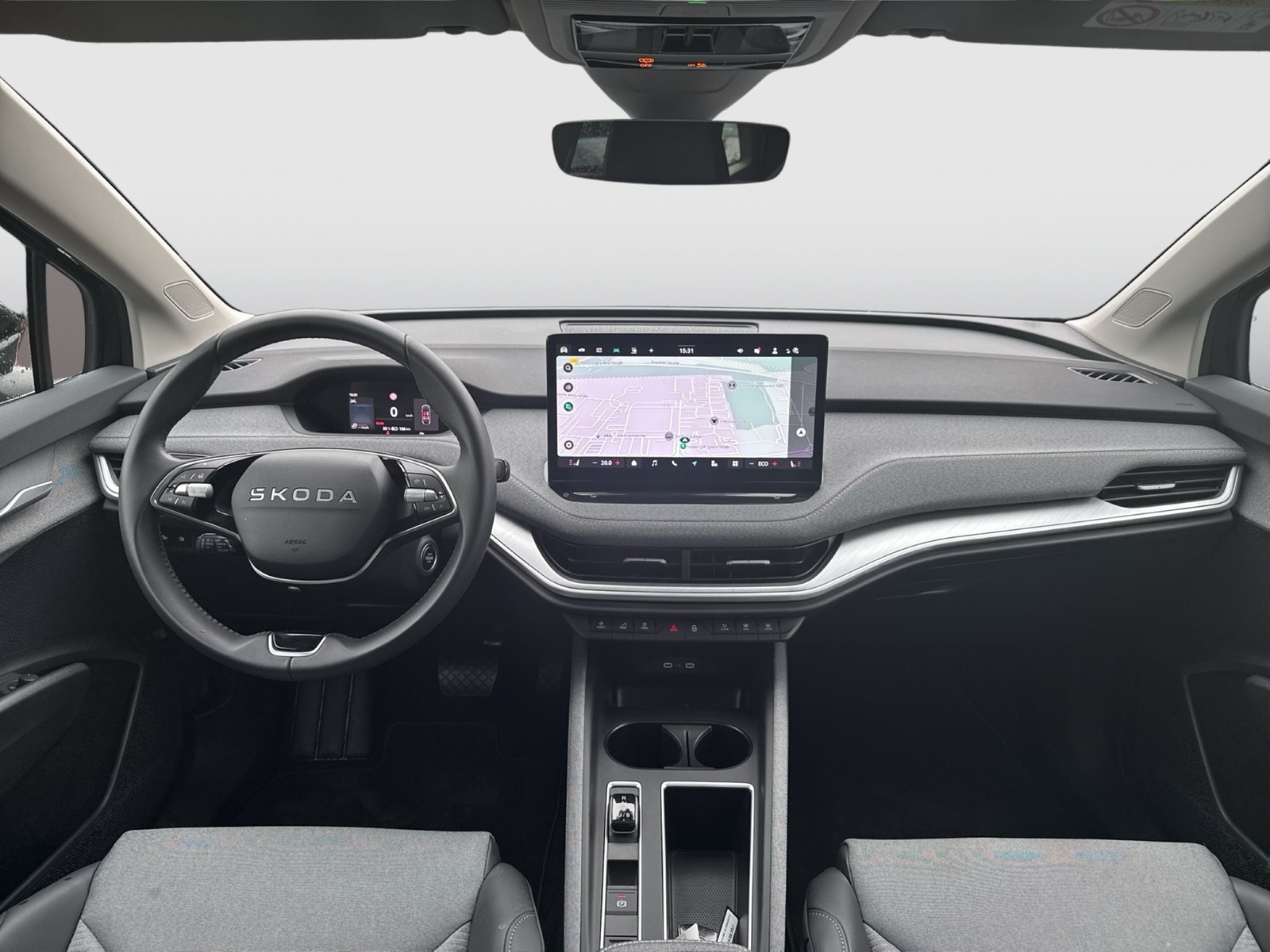 Skoda Enyaq 85 LOFT WÄRMEPUMPE PANO AHK CAM ACC LM20