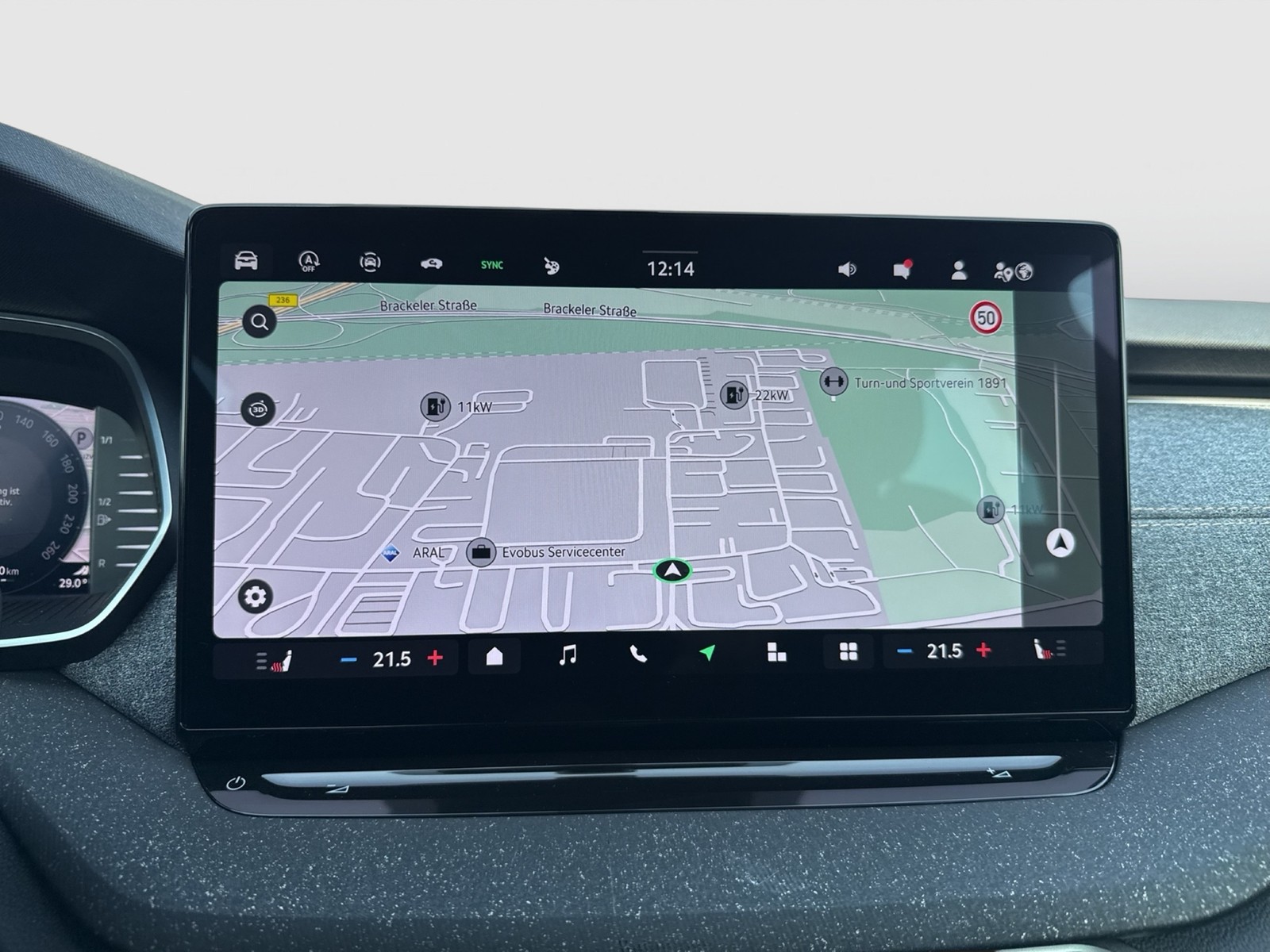 Skoda Octavia Combi 2.0 SELECTION AHK CAM ACC NAVI