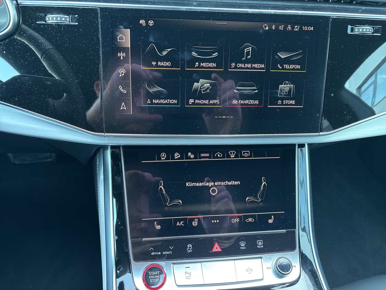 Audi SQ8 quattro BLACKPAK LASERLICHT LUFTFEDER 22"