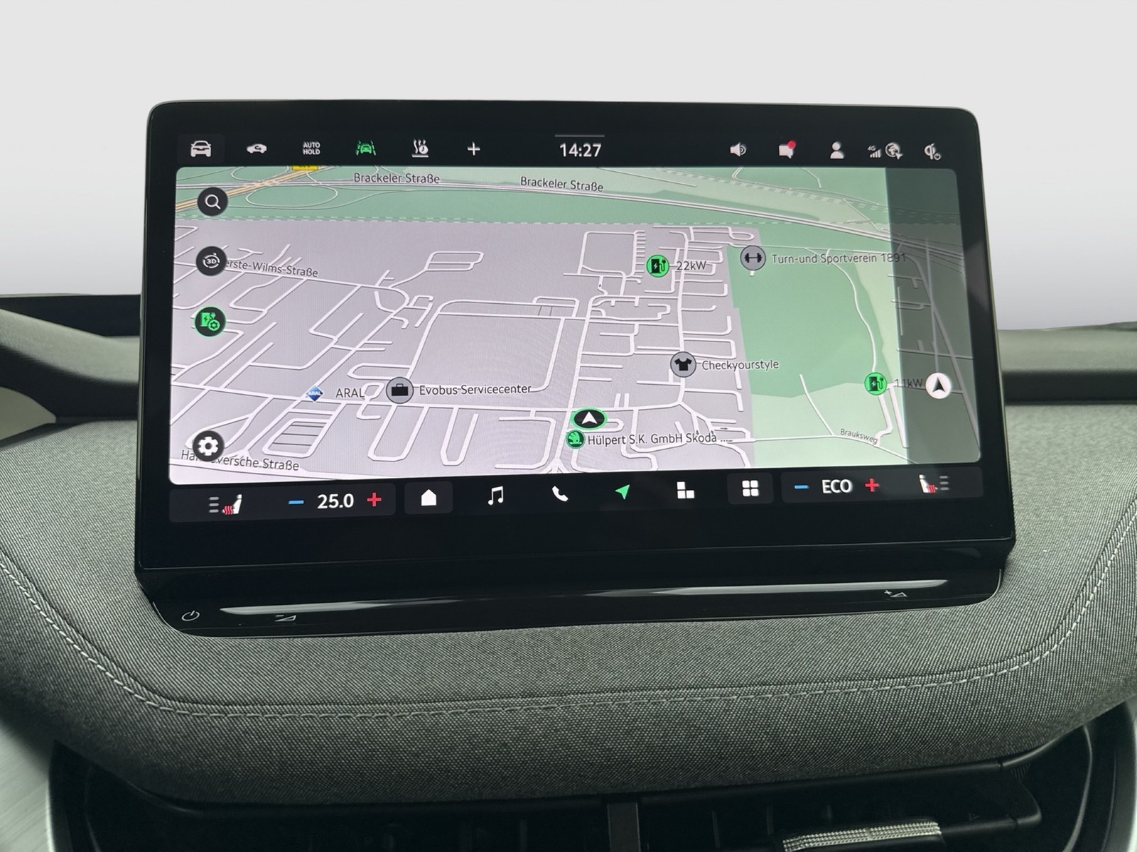 Skoda Enyaq 85 LOFT WÄRMEPUMPE PANO CANTON AHK 360°CAM