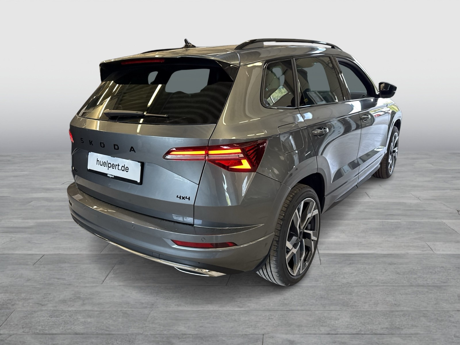 Skoda Karoq 2.0 SPORTLINE 4X4 PANO CAM ACC LM19 MATRIX