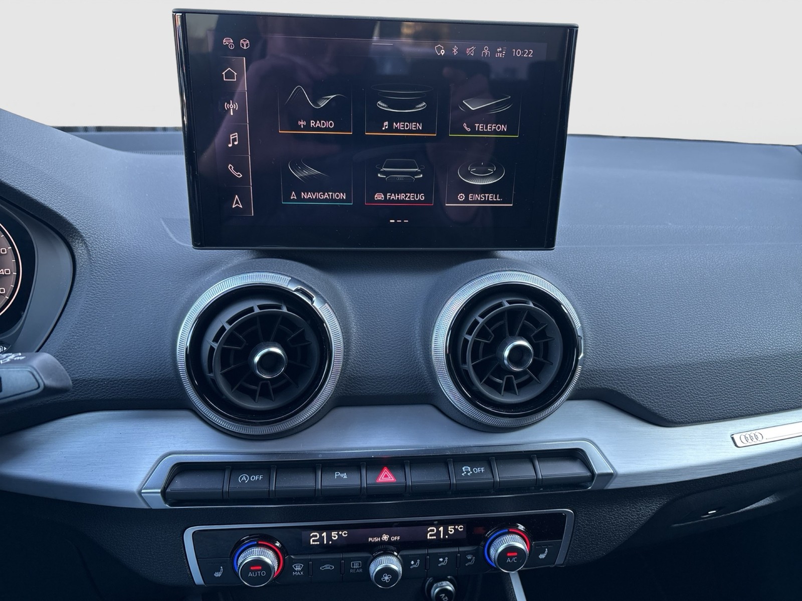 Audi Q2 30 S LINE BLACKPAK AHK CAM E-KLAPPE NAVI+