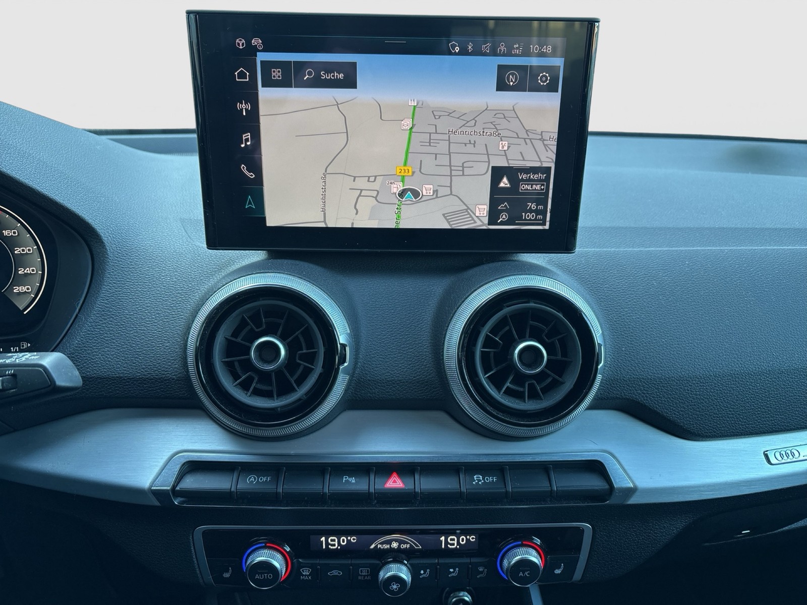 Audi Q2 30 S LINE BLACKPAK AHK CAM E-KLAPPE NAVI+