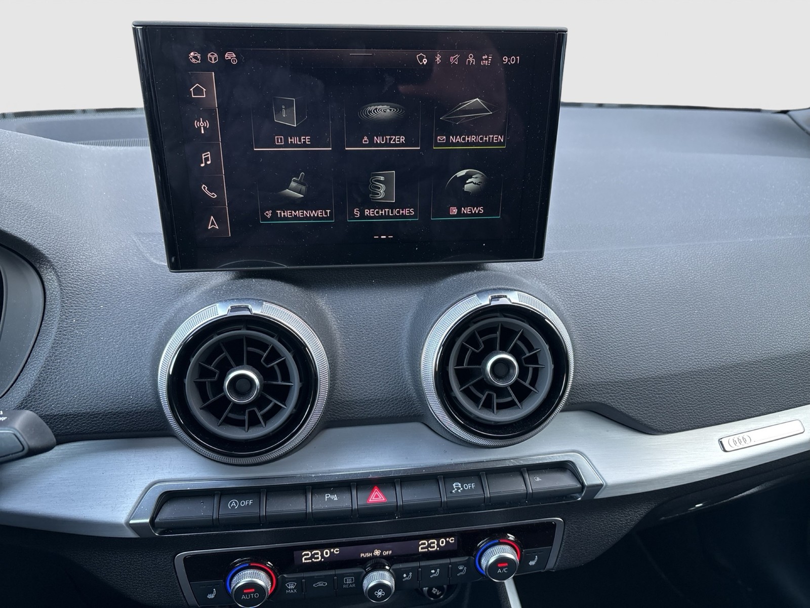 Audi Q2 30 S LINE BLACKPAK AHK CAM E-KLAPPE NAVI+