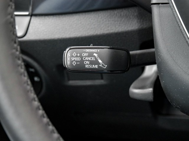 Skoda Fabia 1.0 CLEVER BEST OF PANO ACC NAVI LED ALU