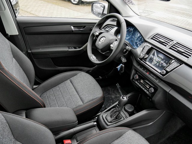 Skoda Fabia 1.0 CLEVER BEST OF PANO ACC NAVI LED ALU