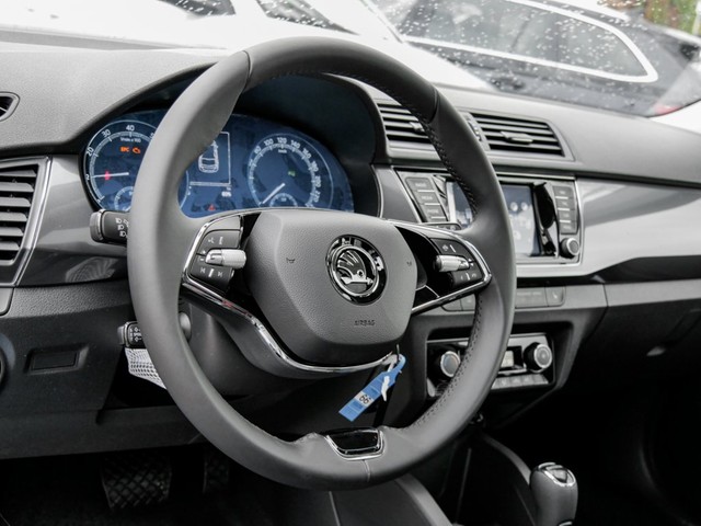 Skoda Fabia 1.0 CLEVER BEST OF PANO ACC NAVI LED ALU