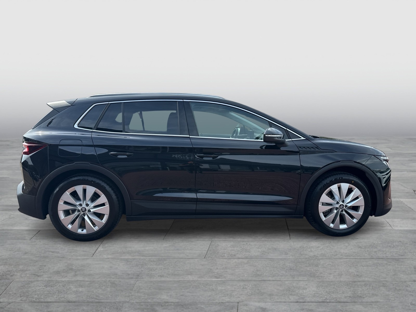 Skoda Elroq 85 LOFT WÄRMEPUMPE AHK CAM ACC LM19 NAVI