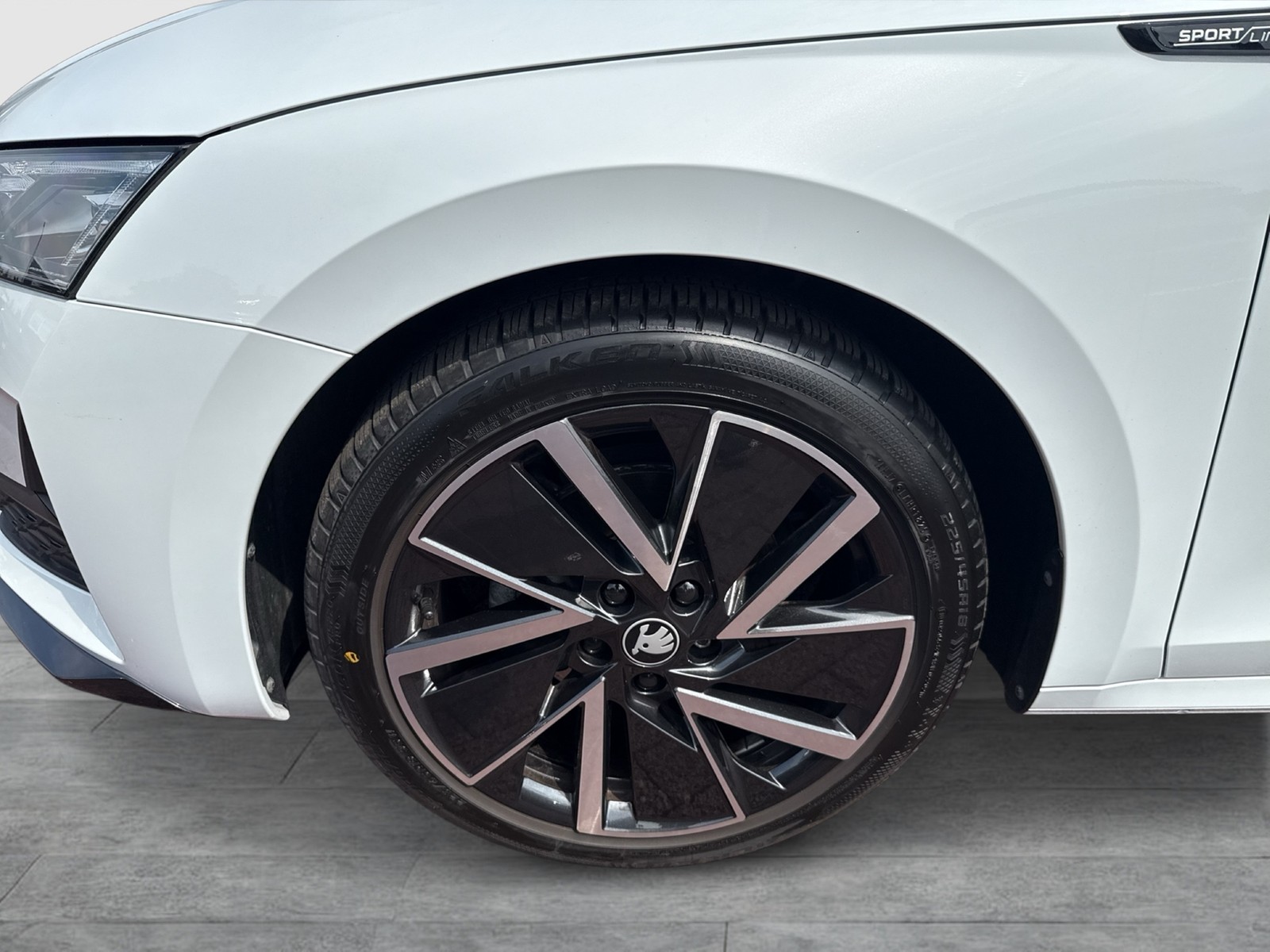 Skoda Octavia Combi 2.0 SPORTLINE 360CAM ACC LM18 NAVI