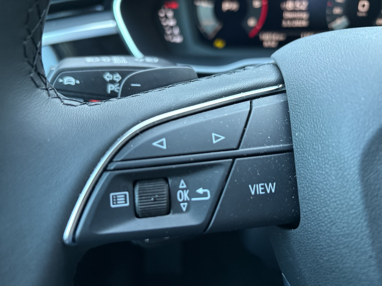 Audi Q3 35 CAM ACC E-KLAPPE NAVI+ AHK-VORBEREITUNG