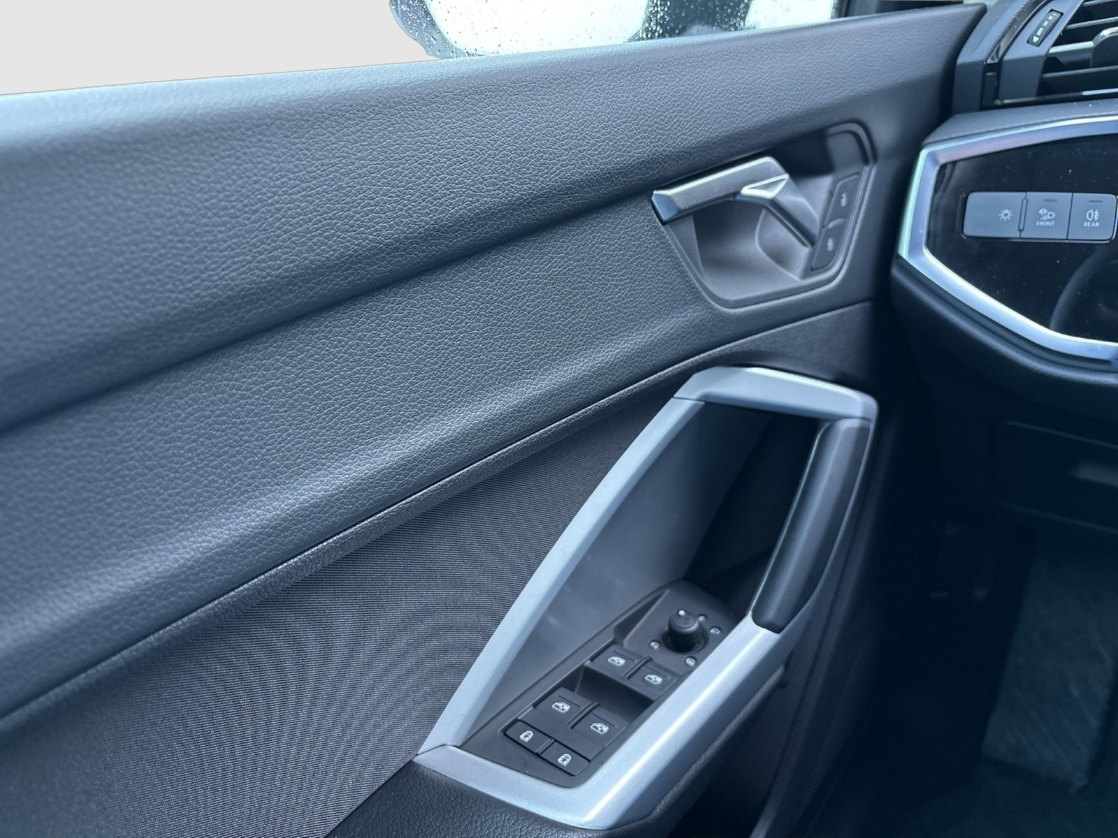 Audi Q3 35 CAM ACC E-KLAPPE NAVI+ AHK-VORBEREITUNG