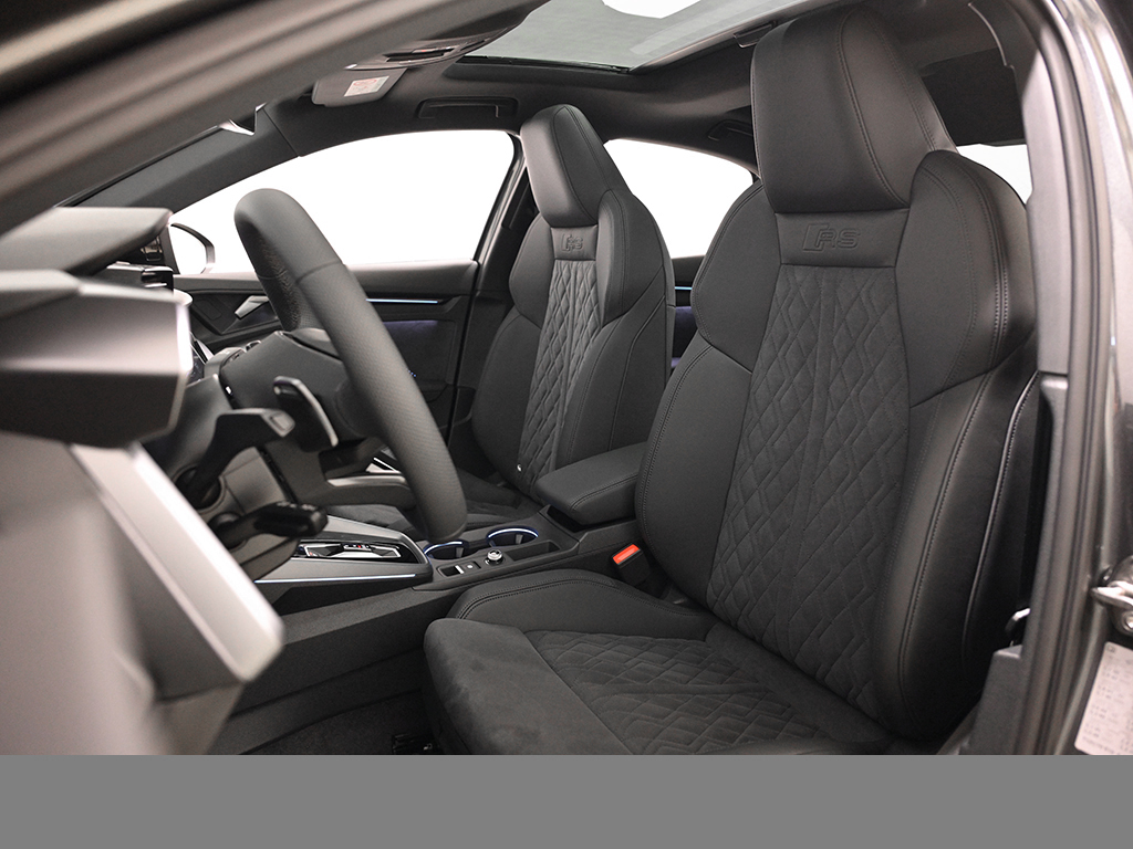 Audi RS3 Limousine RS-SPORTABGASANLAGE MATRIXLED LM19