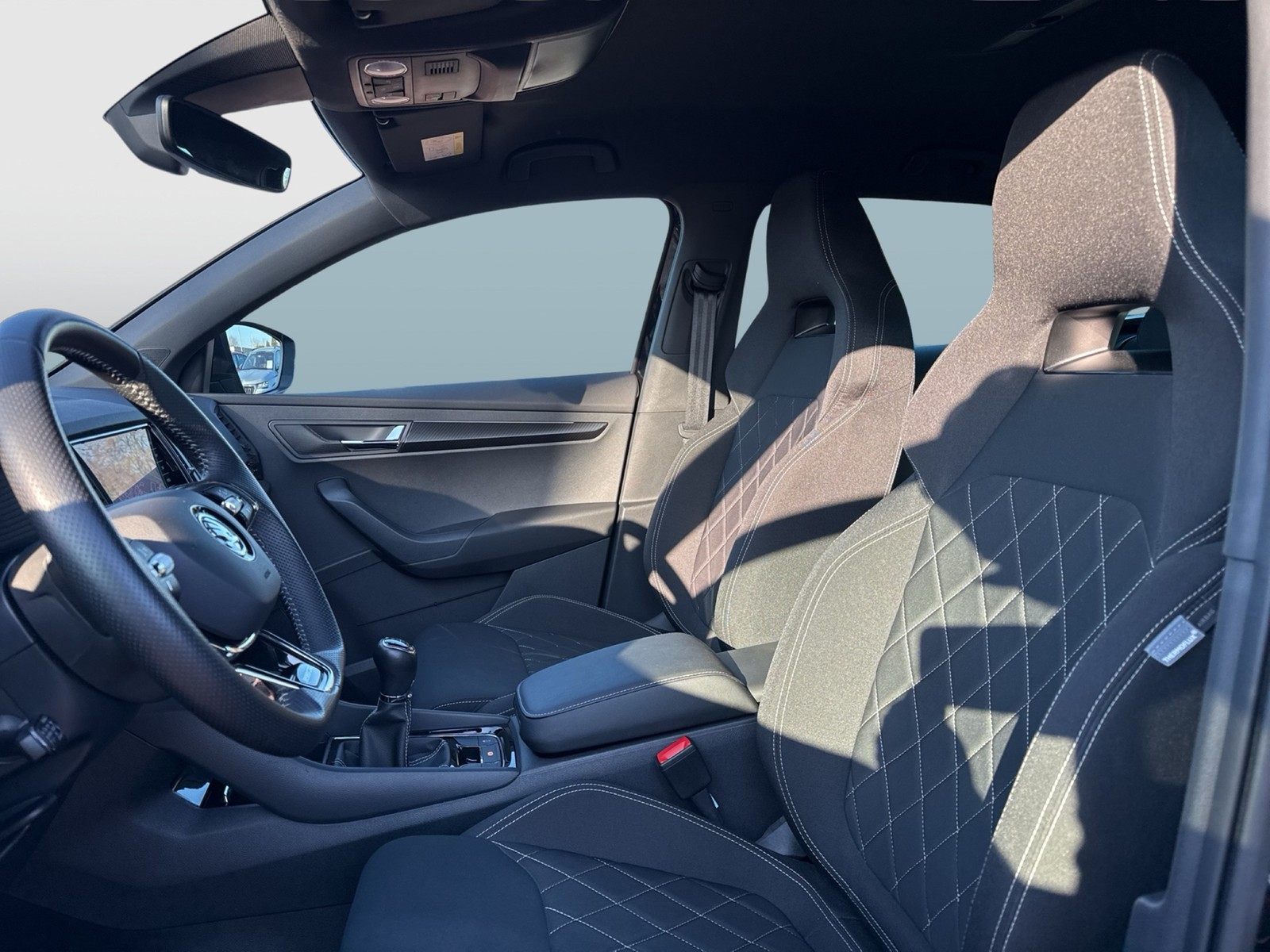 Skoda Karoq 2.0 SPORTLINE CAM ACC LM18 MATRIX E-KLAPPE