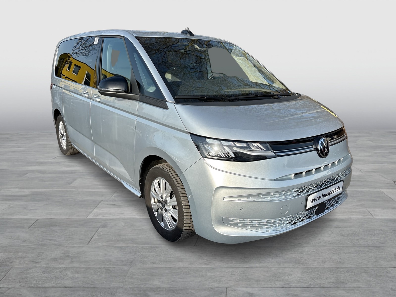 Volkswagen T7 Multivan 2.0 LIFE AHK CAM NAVI LM17 E-KLAPPE