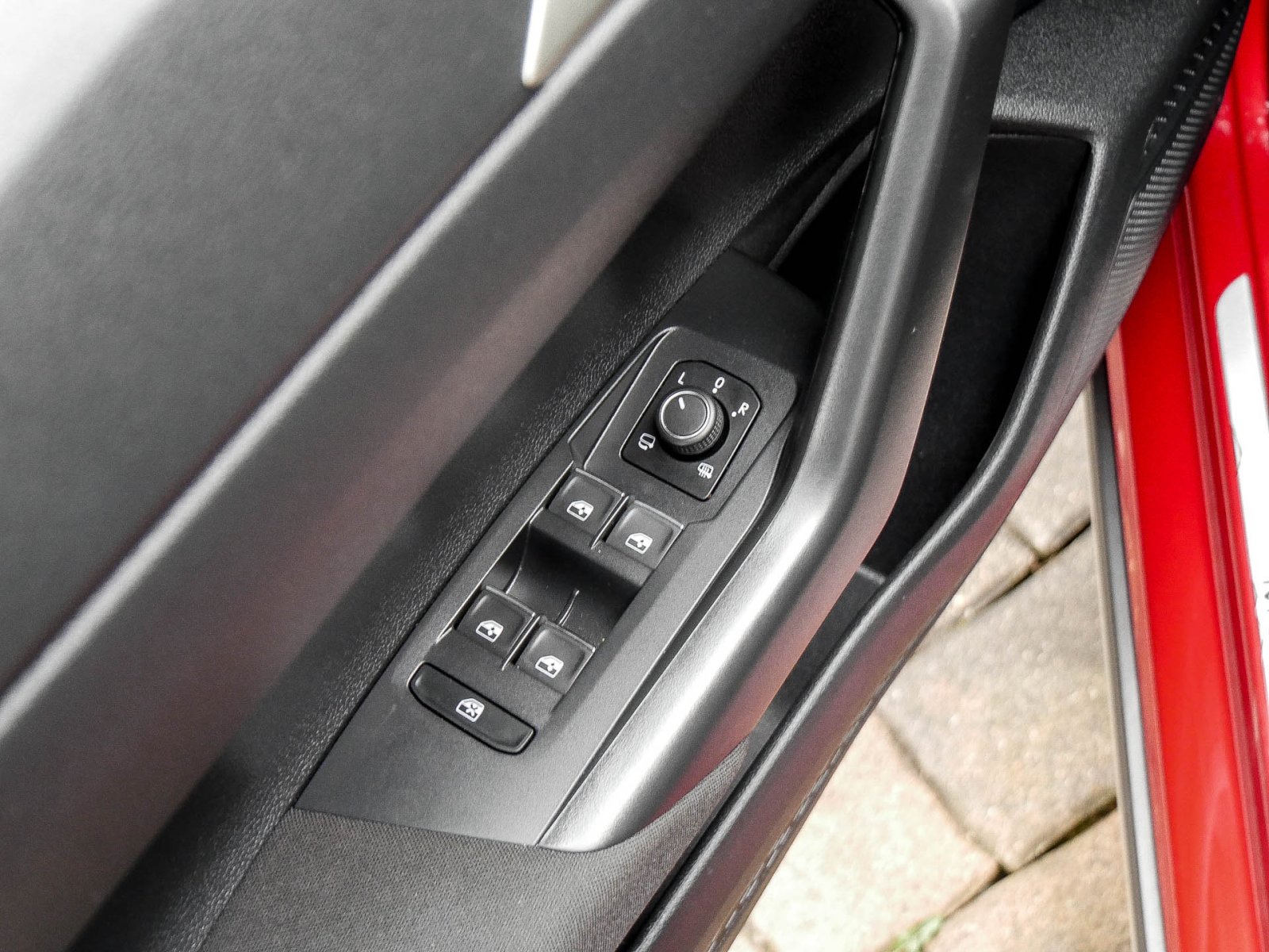 Volkswagen Taigo 1.5 MOVE CAM SITZHEIZUNG ALU LED DAB+ USB