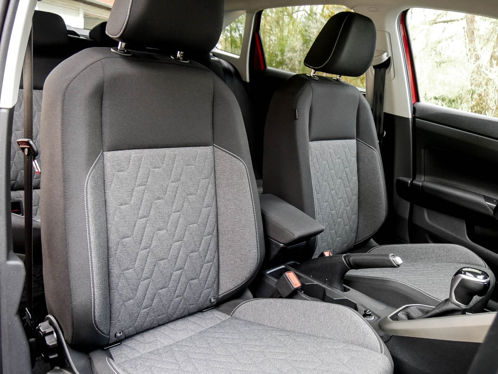 Volkswagen Taigo 1.5 MOVE CAM SITZHEIZUNG ALU LED DAB+ USB