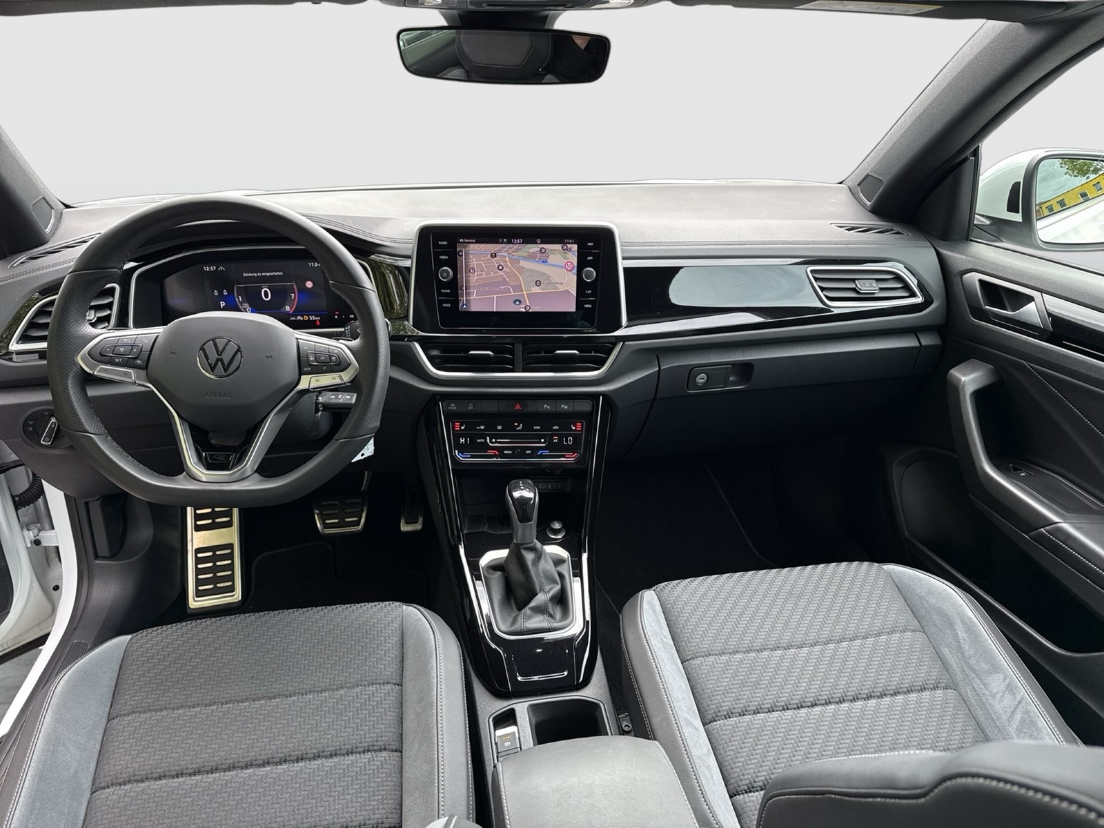Volkswagen T-Roc Cabriolet 1.5 R-LINE AHK ACC LM17 NAVI