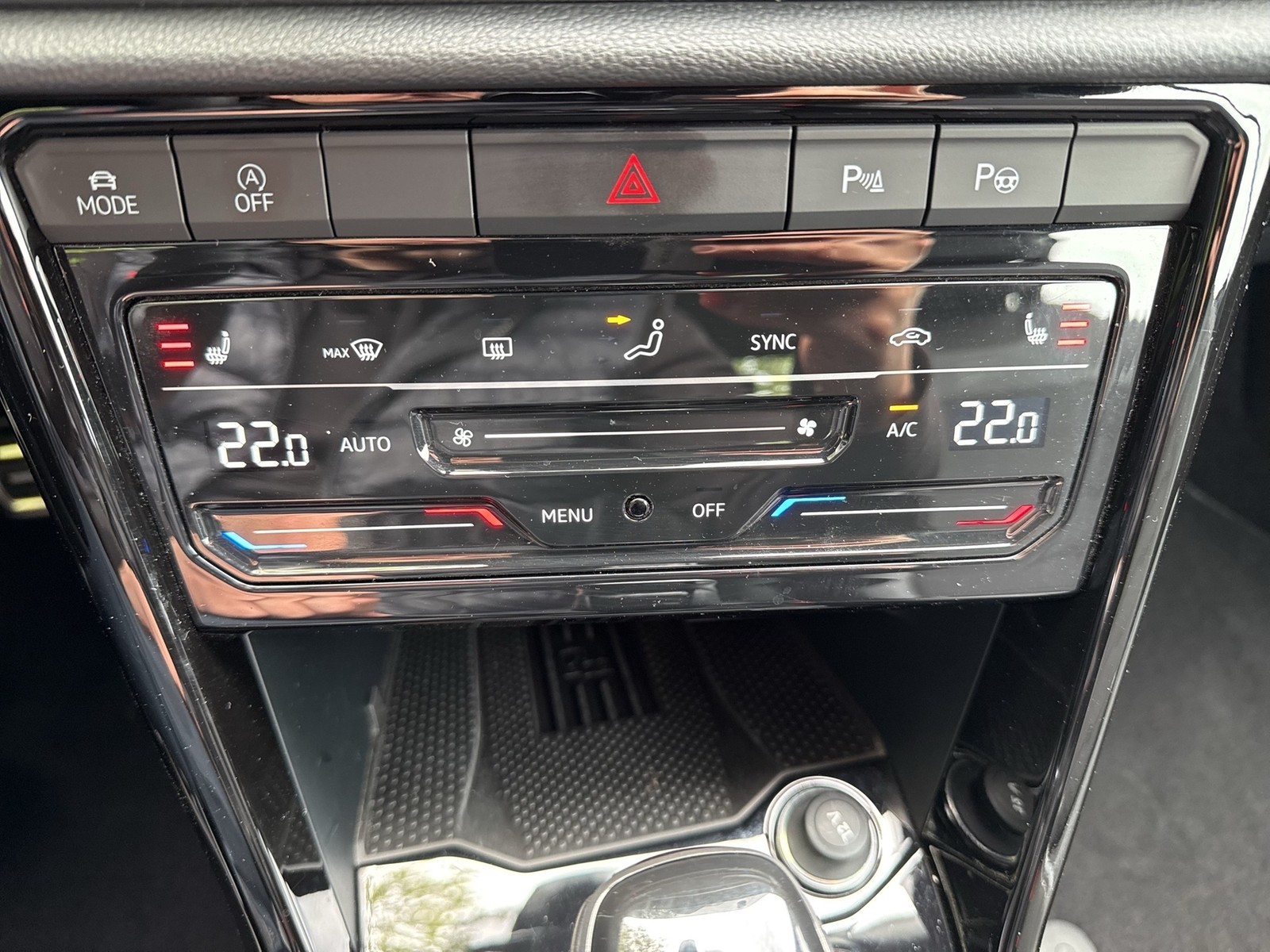 Volkswagen T-Roc Cabriolet 1.5 R-LINE AHK ACC LM17 NAVI