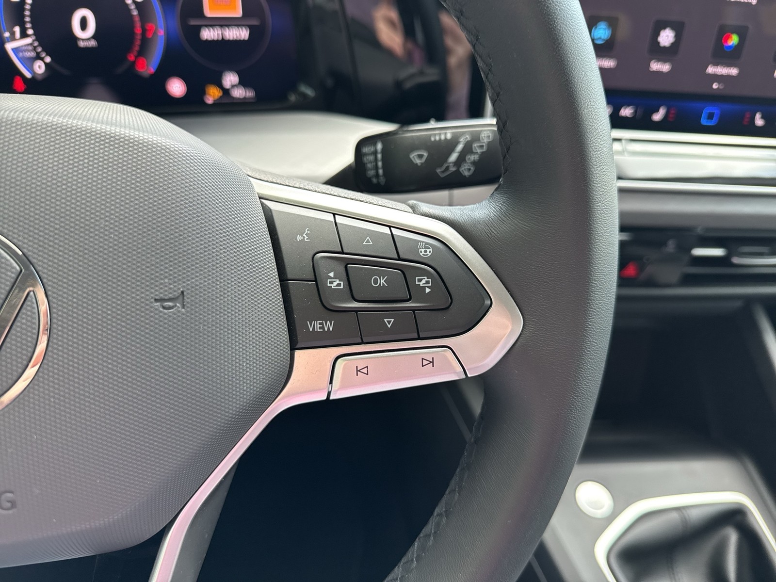 Volkswagen Golf VIII 1.5 LIFE ACC CARPLAY ALU SITZHEIZUNG