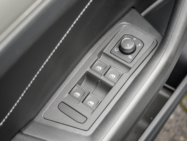 Volkswagen T-Roc Cabriolet 1.5 MOVE CAM ACC LM17 NAVI LED+