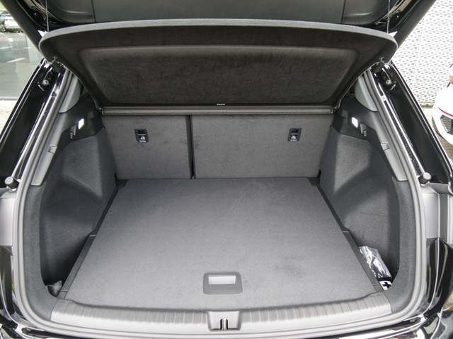 Audi Q4 e-tron 40 S LINE PANO KAMERA ACC ALU20 eKLAPPE