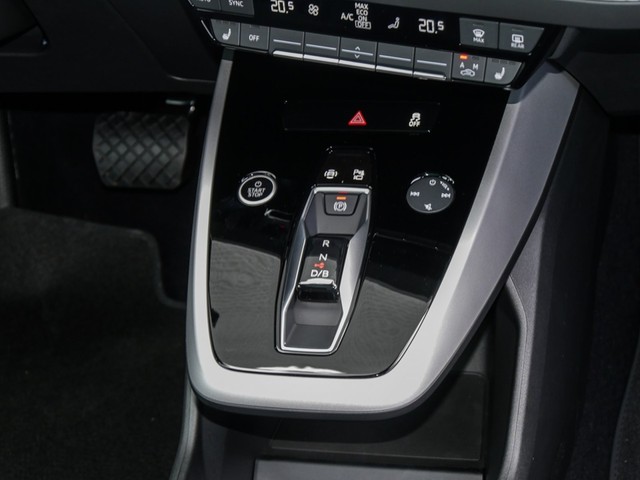 Audi Q4 e-tron 40 S LINE PANO KAMERA ACC ALU20 eKLAPPE