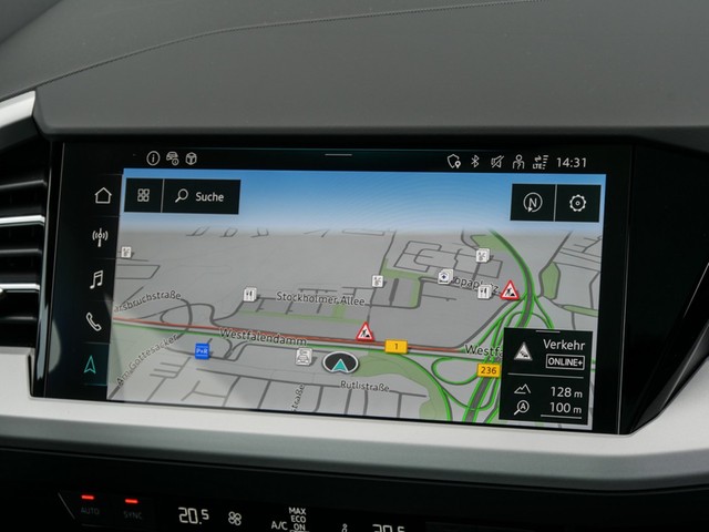 Audi Q4 e-tron 40 S LINE PANO KAMERA ACC ALU20 eKLAPPE