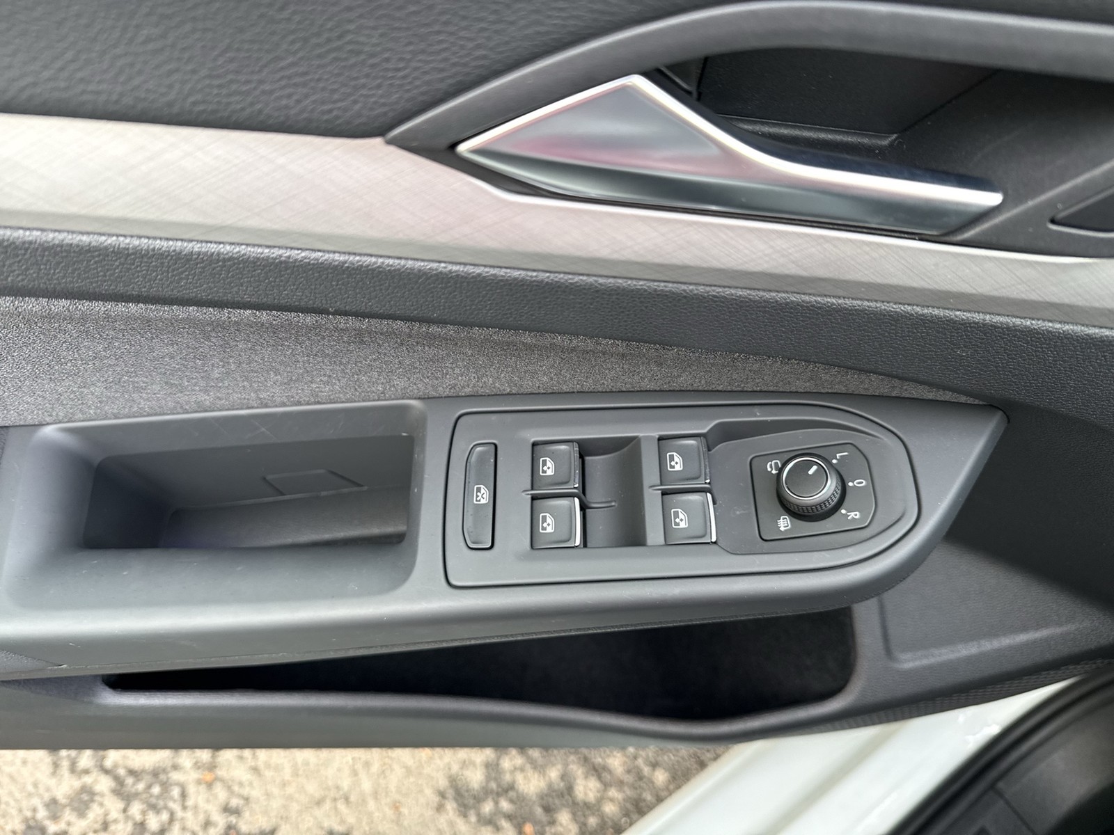 Volkswagen Golf VIII 1.5 LIFE ACC CARPLAY ALU SITZHEIZUNG