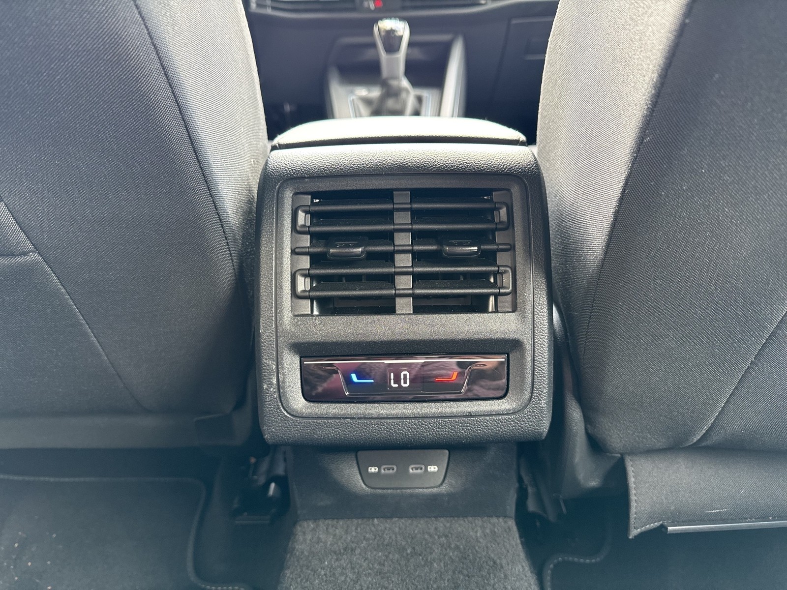 Volkswagen Golf VIII 1.5 LIFE ACC CARPLAY ALU SITZHEIZUNG