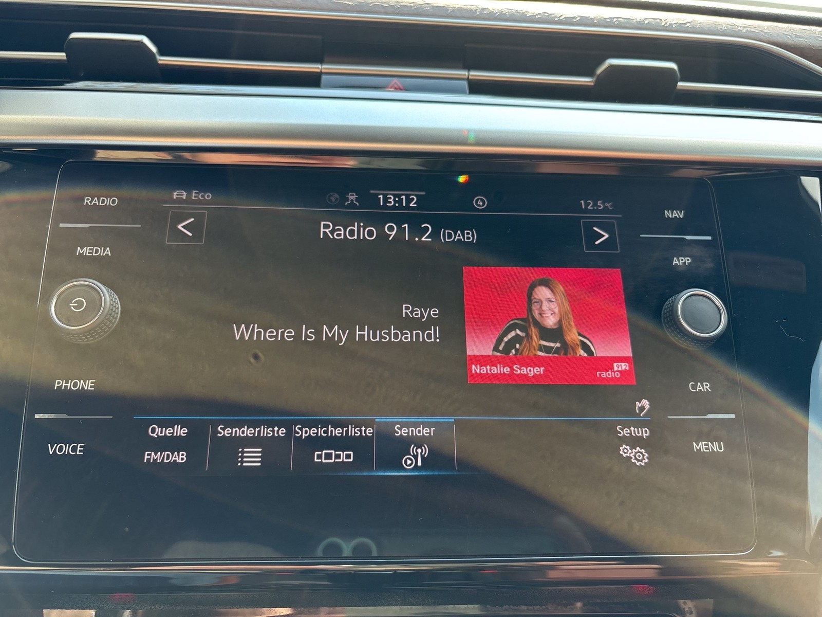 Volkswagen Arteon HYBRID ELEGANCE LEDER PANO KAMERA ALU19"