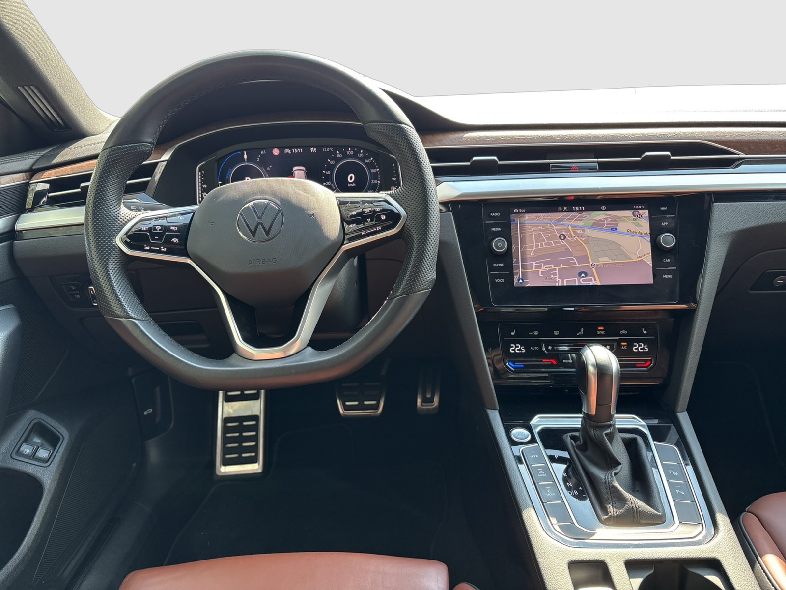Volkswagen Arteon HYBRID ELEGANCE LEDER PANO KAMERA ALU19"
