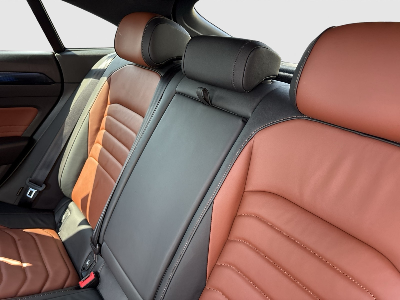 Volkswagen Arteon HYBRID ELEGANCE LEDER PANO KAMERA ALU19"