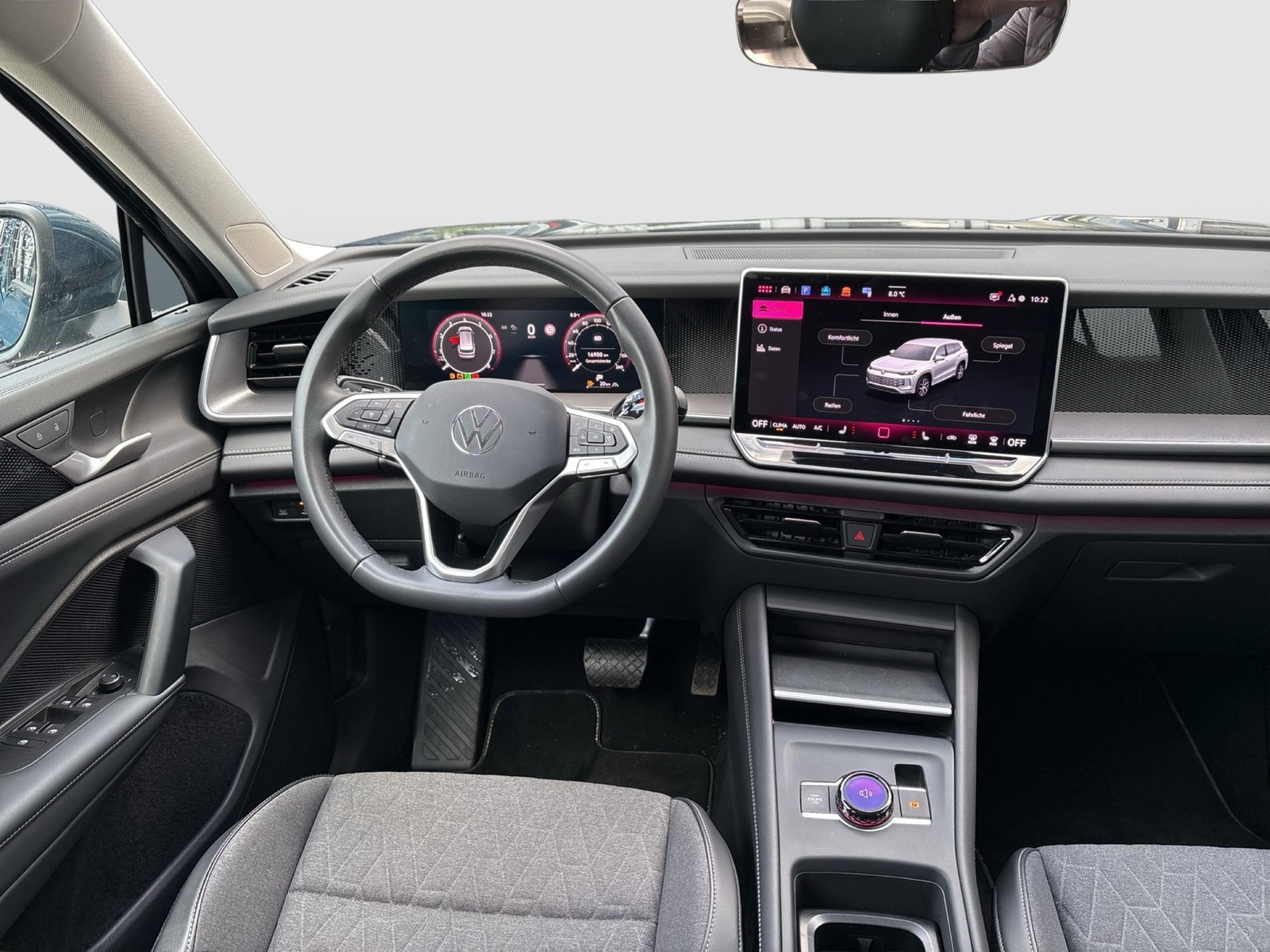 Volkswagen Tayron 1.5 eTSI LIFE AHK CAM ACC LM18 CARPLAY