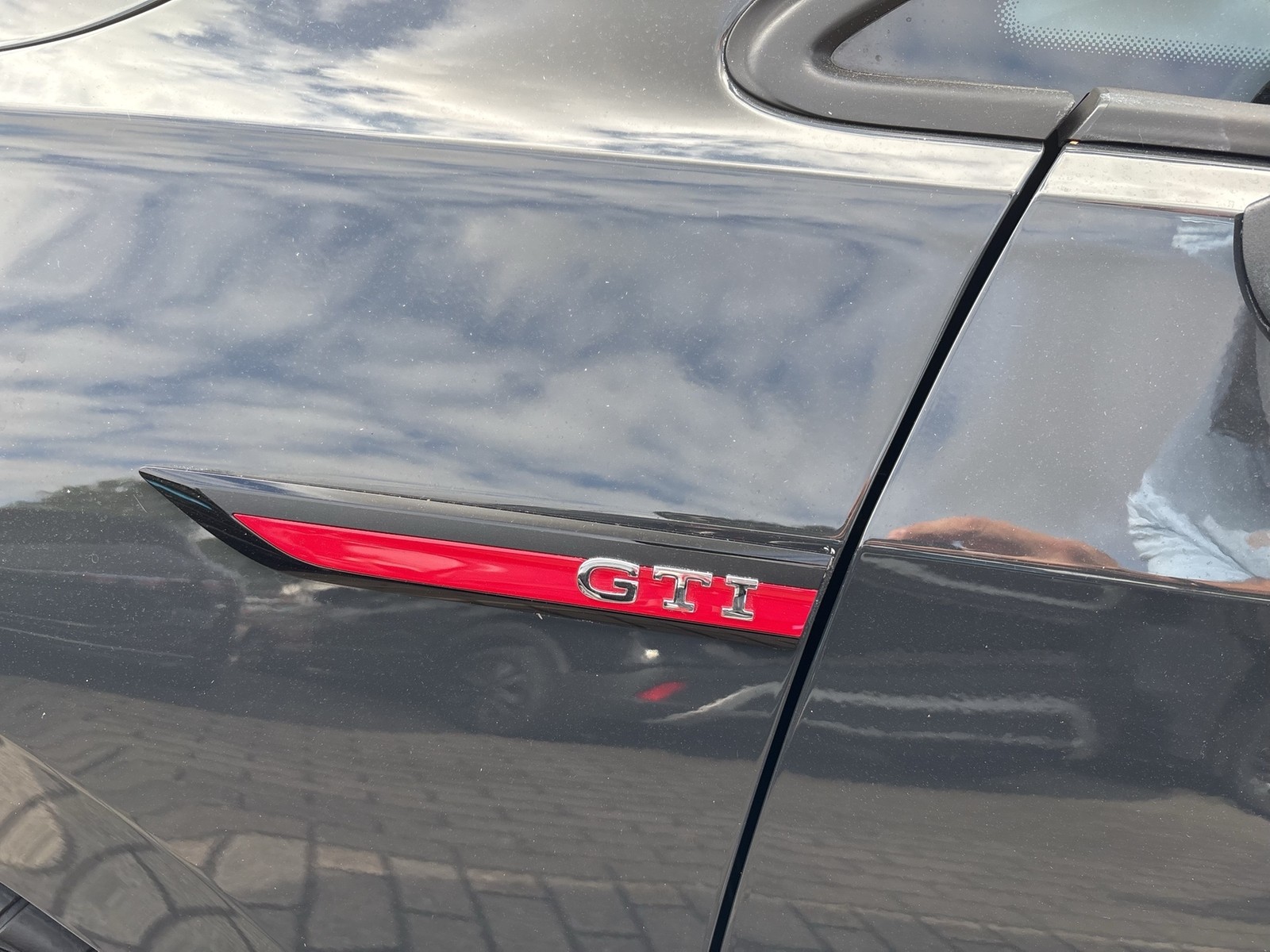 Volkswagen Golf 2.0 GTI LED+ CARPLAY SITZHEIZUNG
