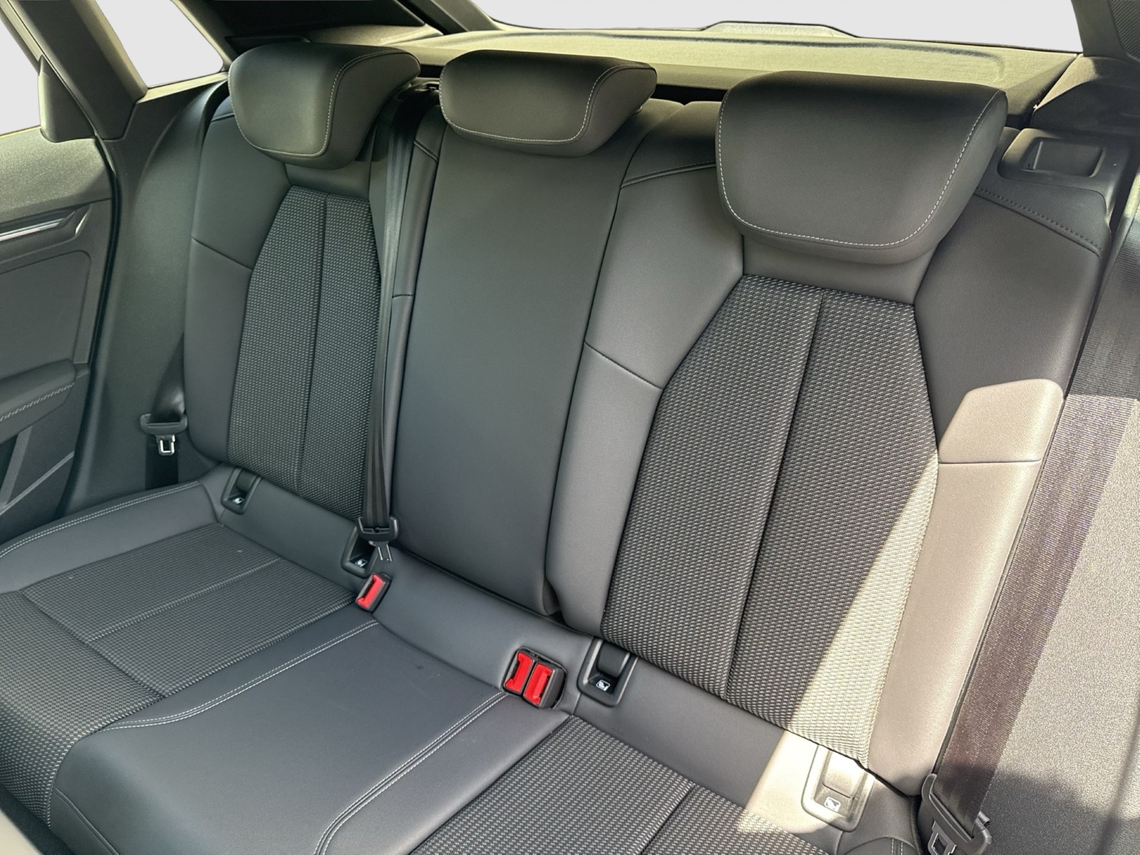 Audi A3 Sportback 35 S LINE BLACKPAK LM19 NAVI+