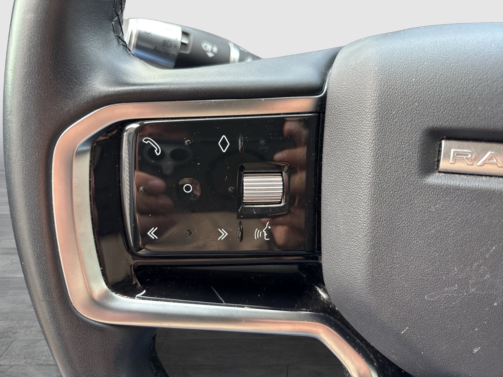 Land Rover Range Rover Evoque HYBRID S 4X4 LEDER AHK 360CAM