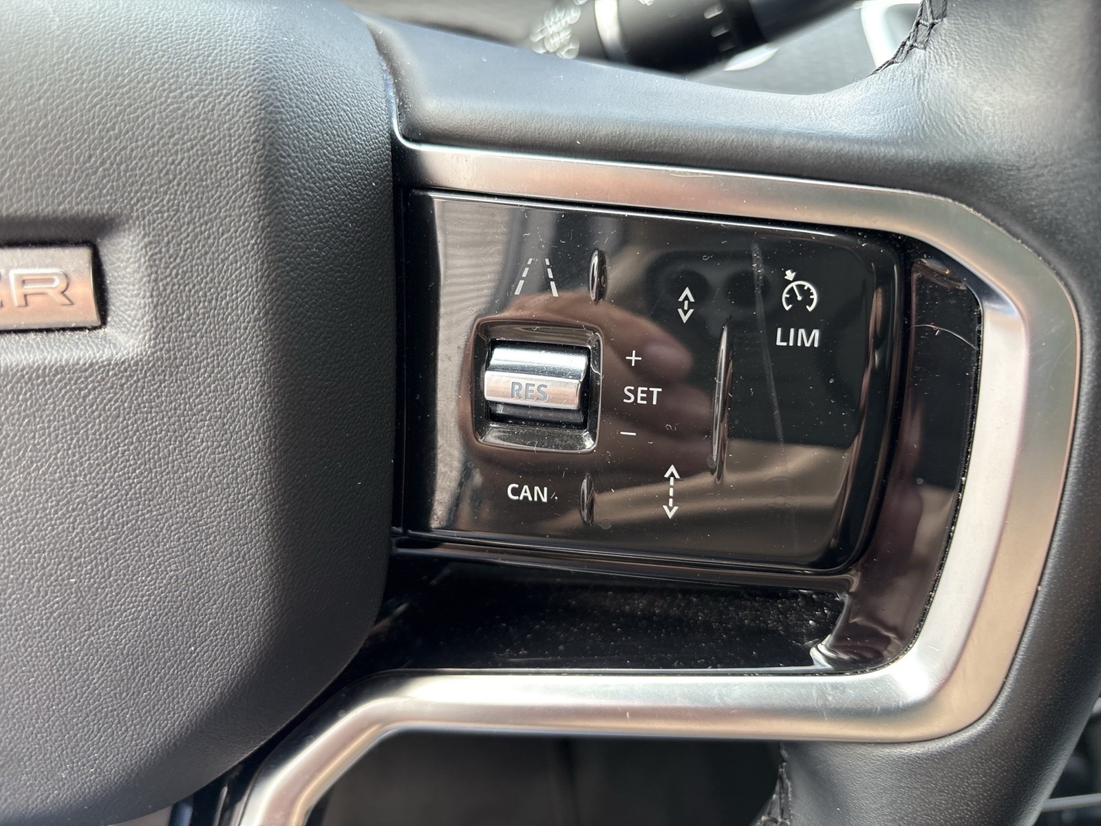 Land Rover Range Rover Evoque HYBRID S 4X4 LEDER AHK 360CAM