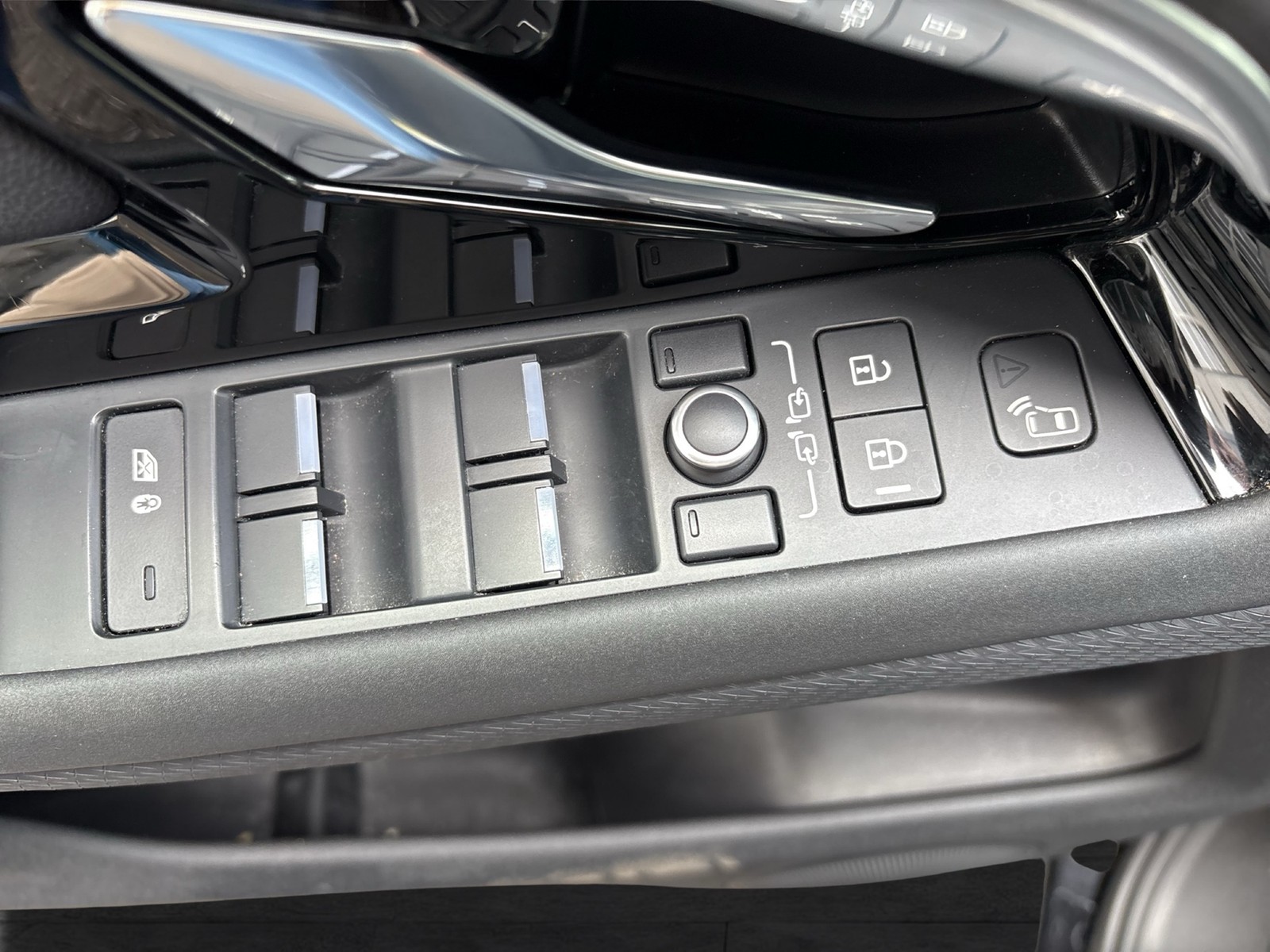 Land Rover Range Rover Evoque HYBRID S 4X4 LEDER AHK 360CAM